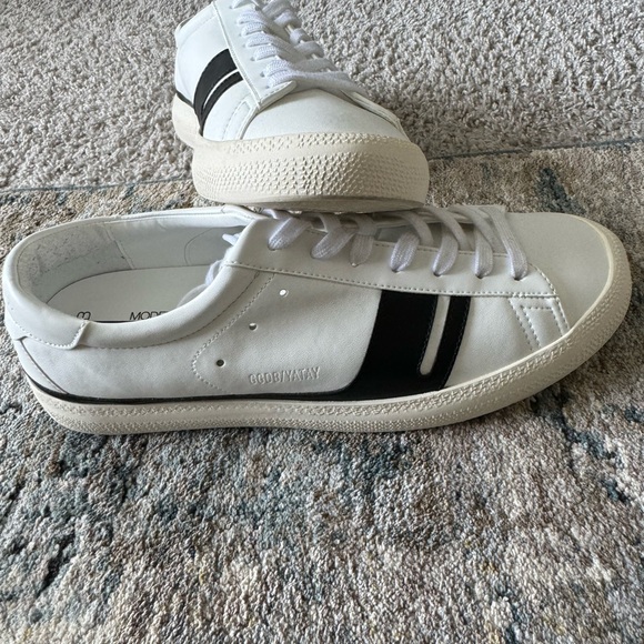 Golden Goose Model 1 - Low Top Sneaker - Picture 2 of 7
